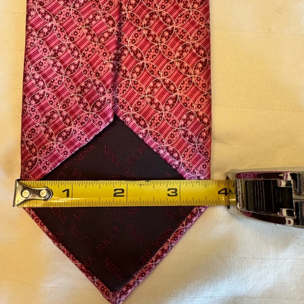 Nina Ricci Red Patterned Silk Tie